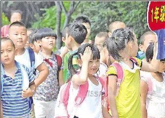 孩子过早入学一年级好不好?