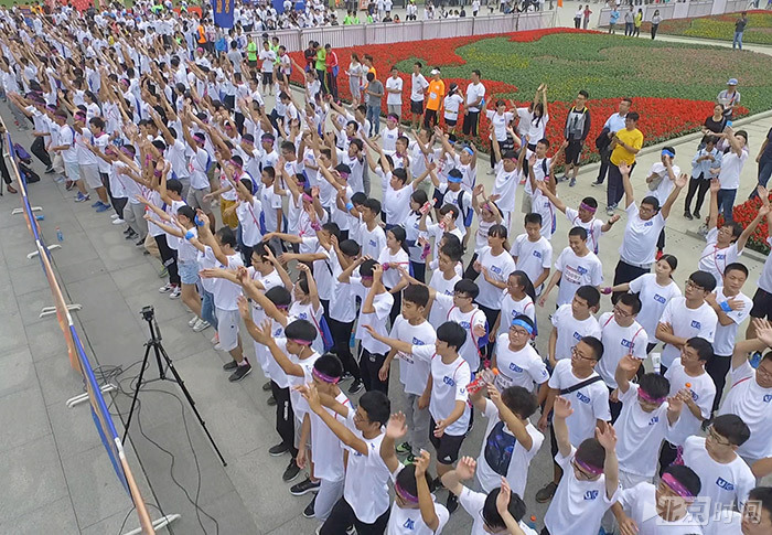 U-run2016年电子科技大学校园迷你马拉松活动现场