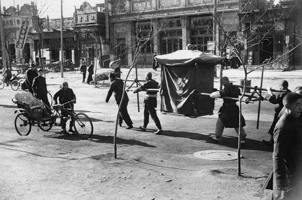 旧影专辑:布列松镜头下的北平 1948年 旧影专辑:布列松镜头下的北平 1948年