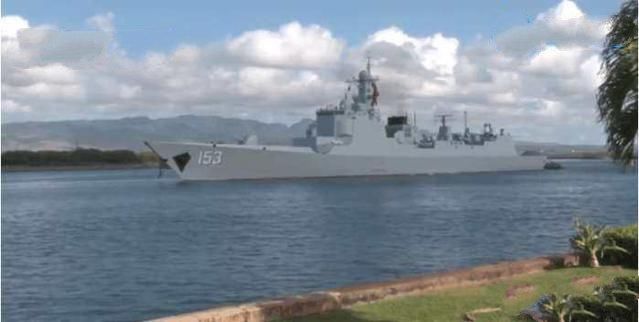 中国制造一艘航母需每人拿多钱?怪不得小国不