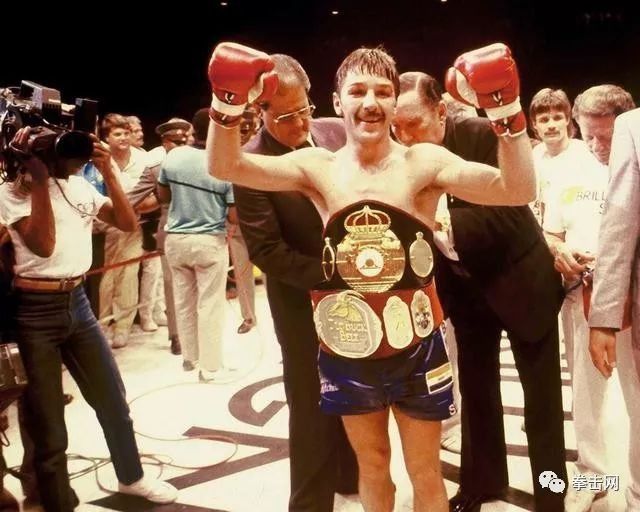 拳坛经典四番大战超越帕奎奥马奎兹,失败一方