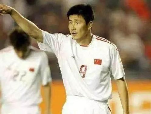 如何评价郝海东和武磊两位球员?网友热议一针