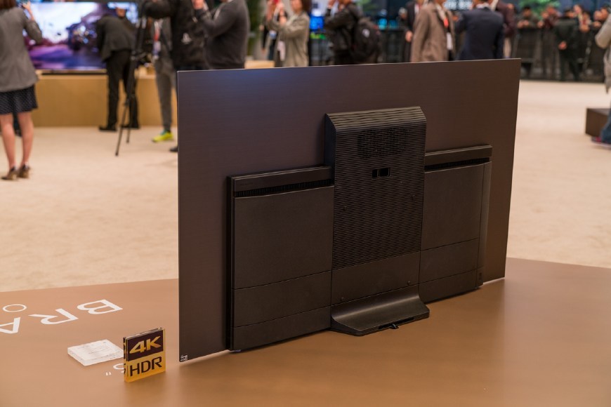 BRAVIA A8F,这是索尼在OELD电视市场投下的