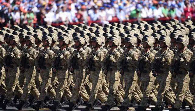 解放军换装新迷彩服, 这次真的要全地形隐身了