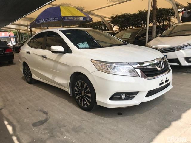 高冷白色本田凌派,优秀好车等你带走!