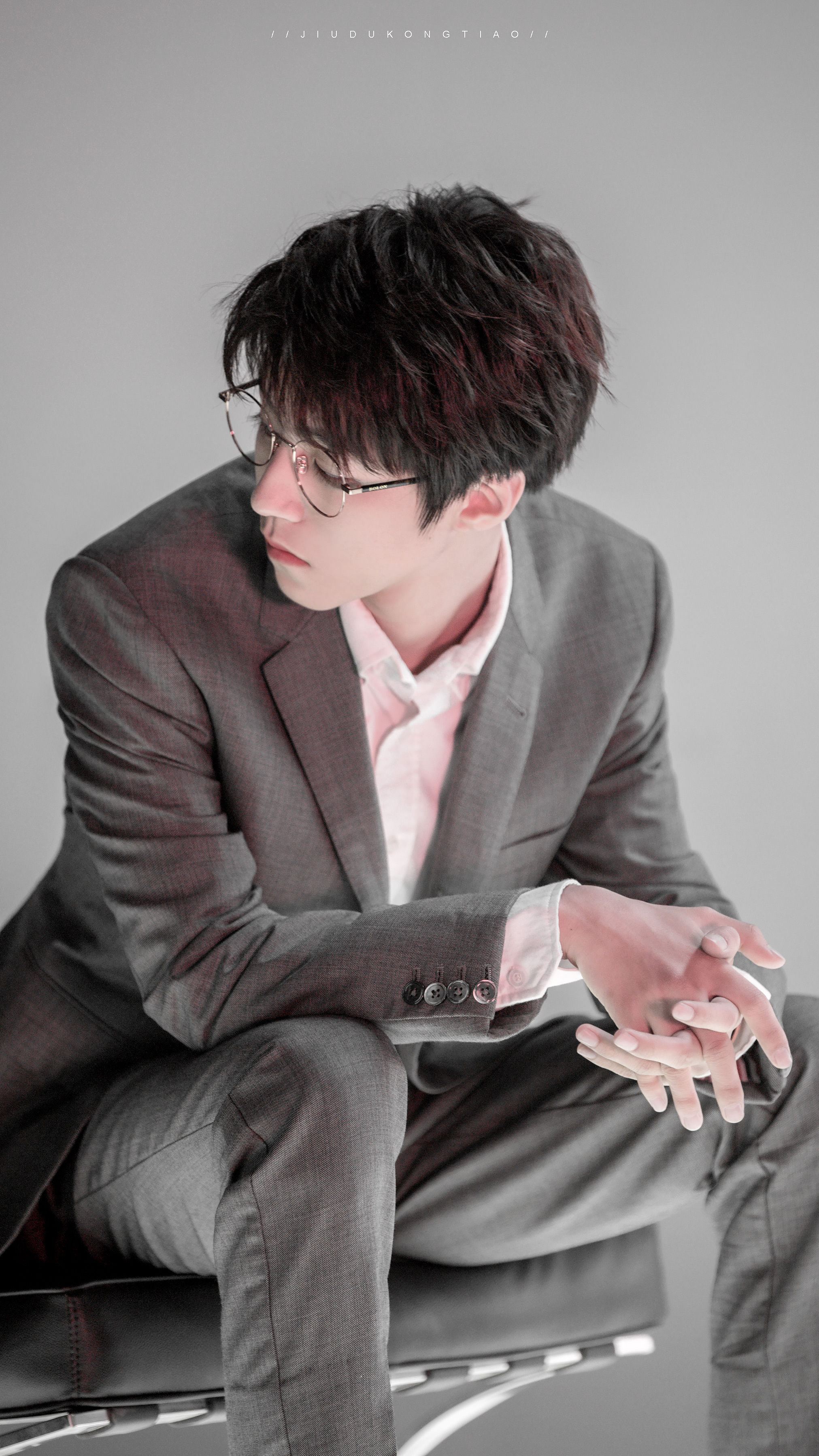 王俊凯代言暴龙眼镜,品牌第一个中国代言人,全