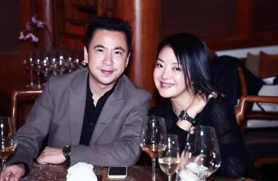 华谊股价大跌!朋友损失两百万,某主持人回应七