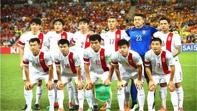 国足输了这么多年,为什么球迷还是很多?难道只