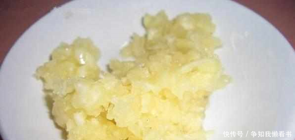 高手意外掌握1招用大蒜钓鲫鱼的绝招!鱼获31斤