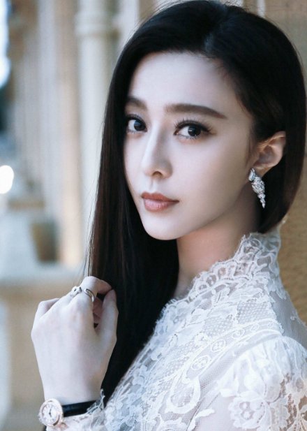 章子怡开撕范冰冰李晨,称一个炮王一个公交