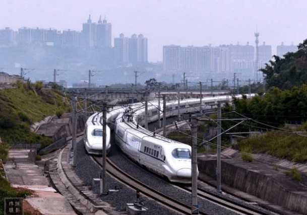 高铁时代!湖南这座城市被定为高铁枢纽,不是湘