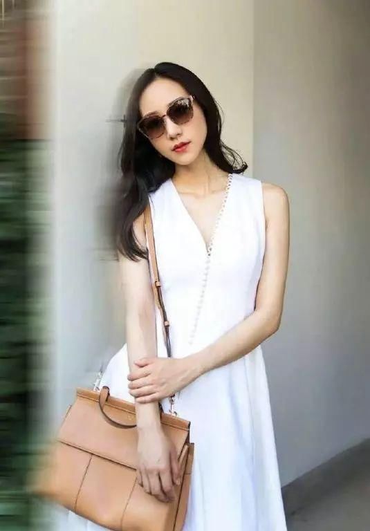 颜值演技才华都在线的女神韩雪:这才是京圈格