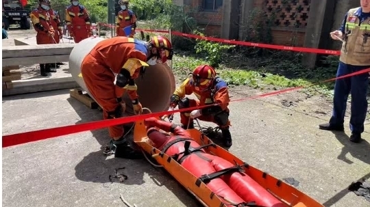 正在进行中！扬州市消防救援支队举办地震拉动演练