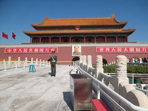 日本人问20万日元到北京玩一个月够不够,网友