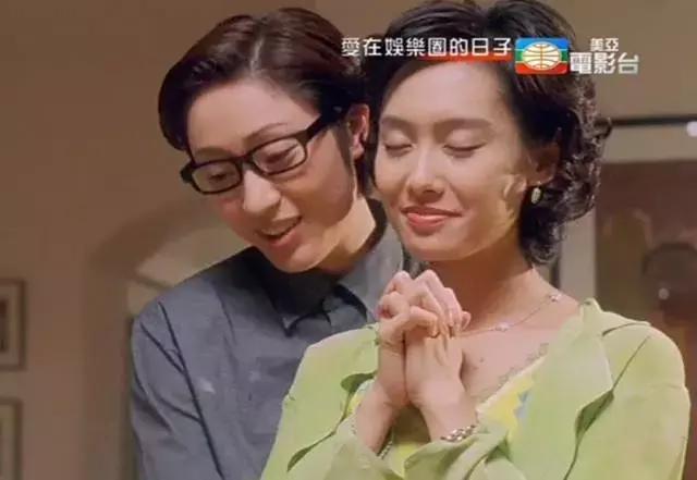 当然,陈法蓉还真演过t,和朱茵在《爱在娱乐圈的日子》里面演了一对