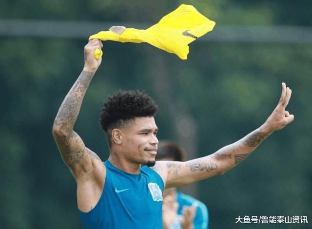 2018中超夏季第一签官宣,世界杯准国脚加盟富