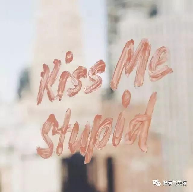 口红色号怎么选?转给直男的圣诞送礼攻略都在