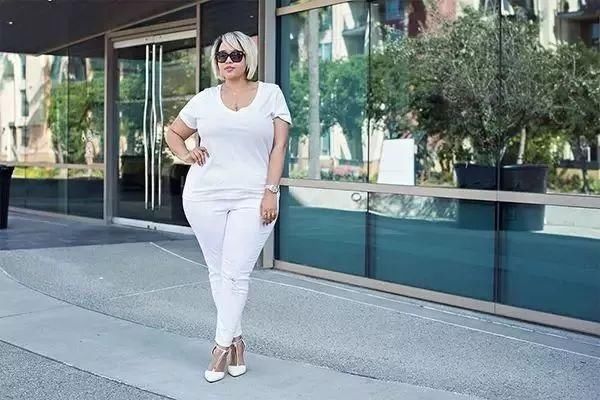 人生第一双高跟鞋怎么选?时髦又不累脚的那种