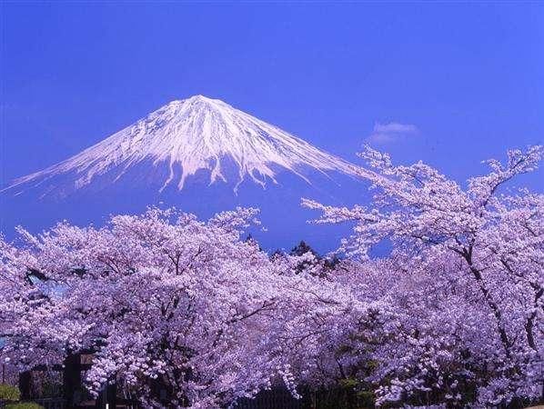 日本富士山是座活火山,如今将要爆发,千万日本