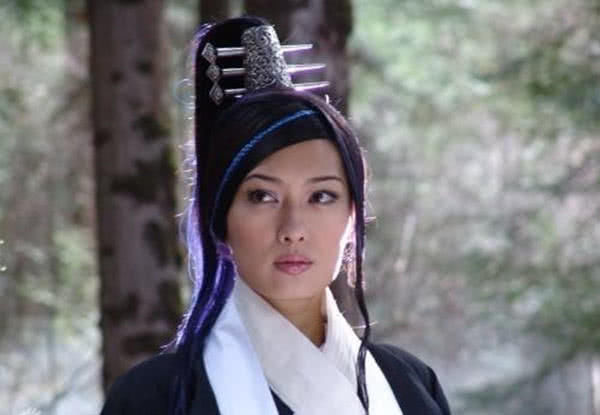 孟广美长相挺漂亮的,但这造型太减分了,被网友评为造型最差的李莫愁.