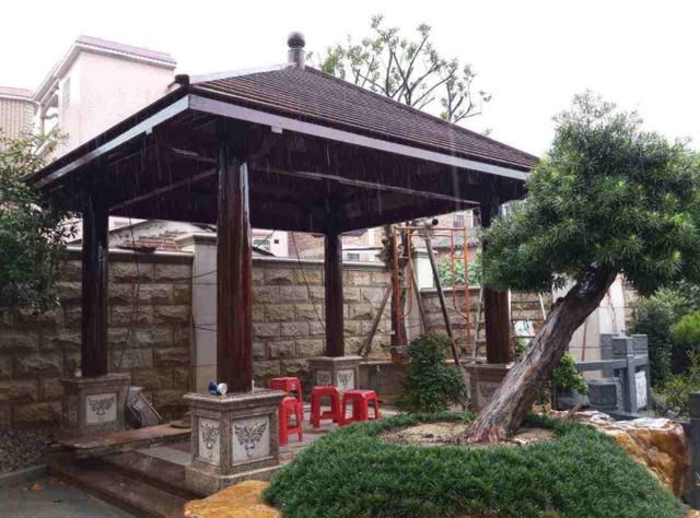 一个农村家庭富不富裕,还得看这两方面的收入