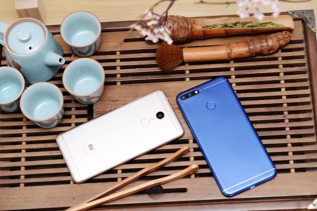 千元机中的新贵,荣耀畅玩7A吊打红米5