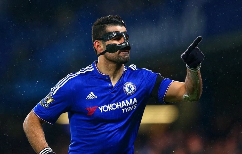 足球史上十大强力中锋,现在基本要绝迹了