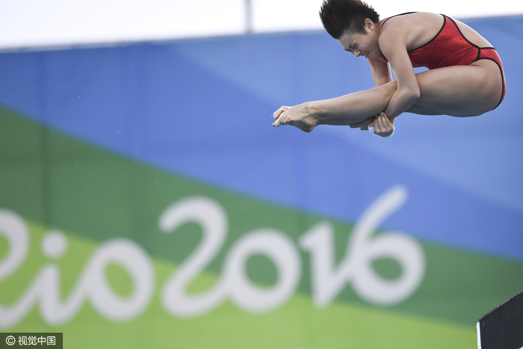 2016里约奥运会跳水女子10米台决赛：任茜、司雅杰分获冠亚军。