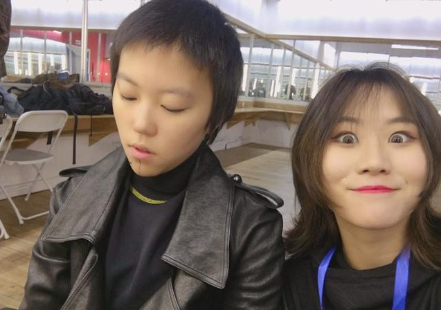 窦靖童竟与前继父的前女友是忘年交!网友:这关系也是复杂