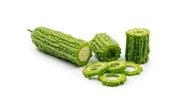 秋季吃苦瓜降低转氨酶、缓解肝炎,可医生却说