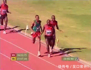 搞笑幽默的动态图GIF 妹子不要把你的头发撩起