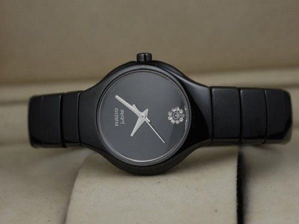 手表有着严格的等级划分,从大众表到奢侈品,看