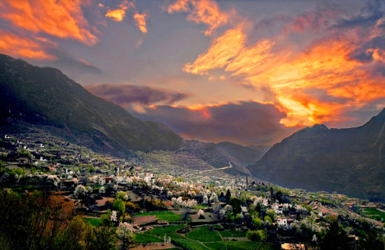 甘孜州在沪推出2018多款旅游产品