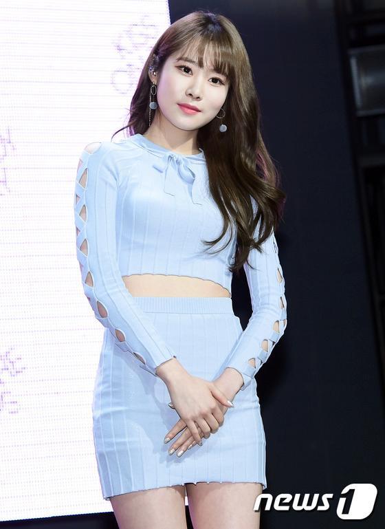 韩女团melody day劲歌热舞 美腿蛮腰性感诱惑【组图】