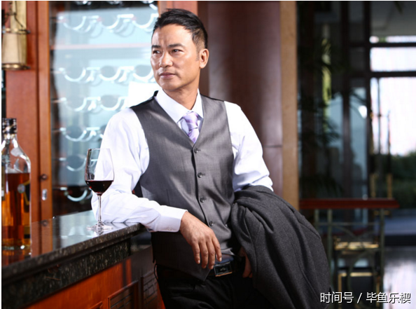 任达华:代表作《还我本色》,《湾仔之虎》,《惊变》,《非常突然》