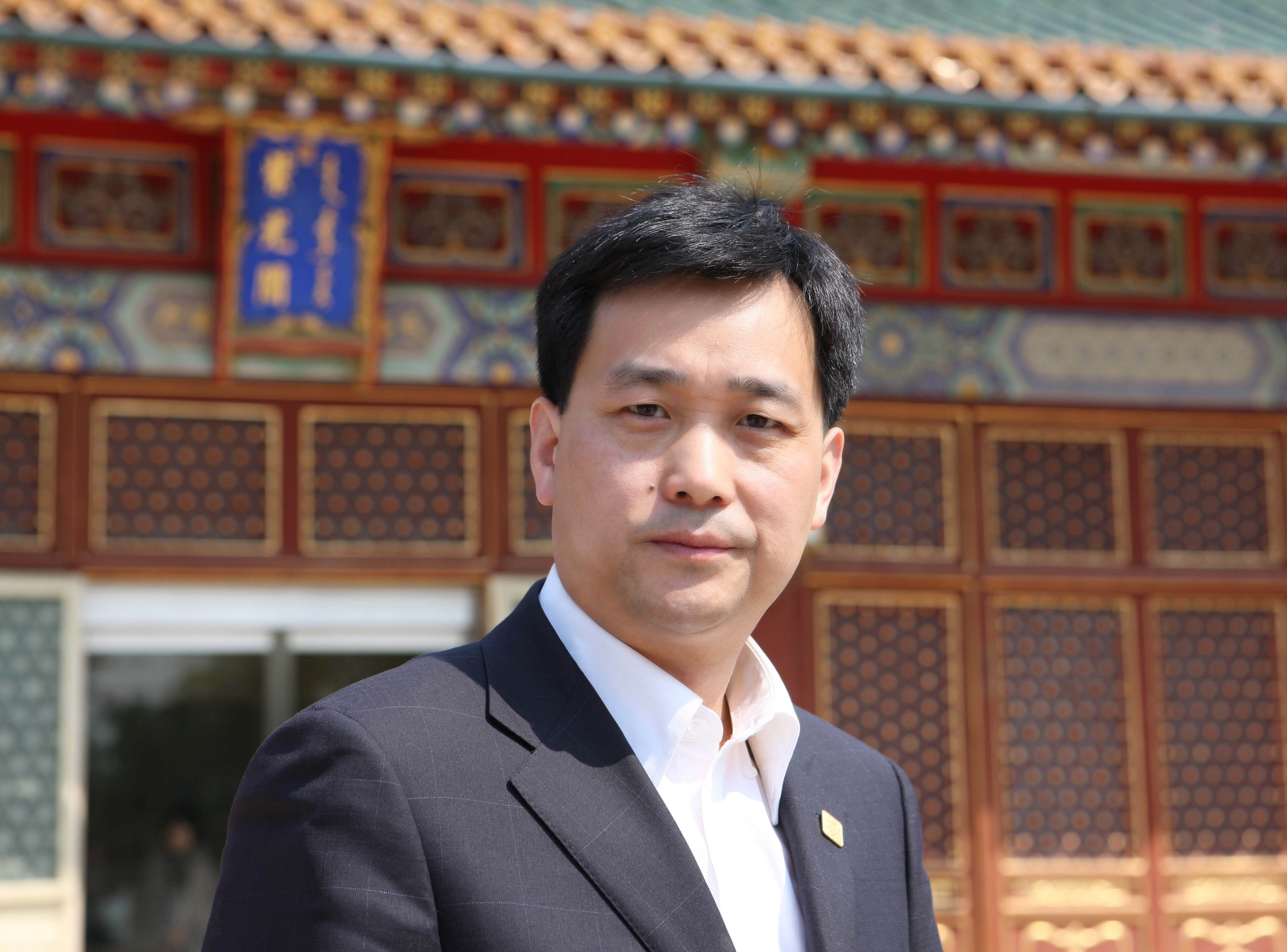 两位新华社驻外记者向您讲述:记者如何练就国际视野与一双火眼金睛? 两位新华社驻外记者向您讲述:记者如何练就国际视野与一双火眼金睛?