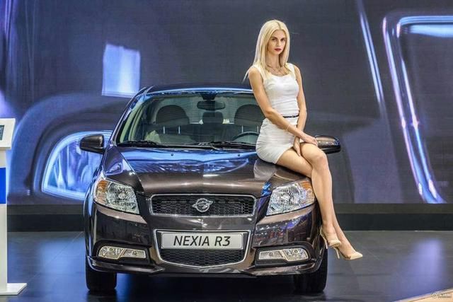 世界杯球队的背后 奔驰赞助德国队 巴西队、阿