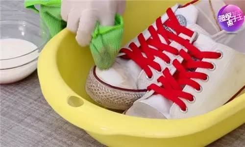 逆天 发黄帆布鞋胶边瞬间变白