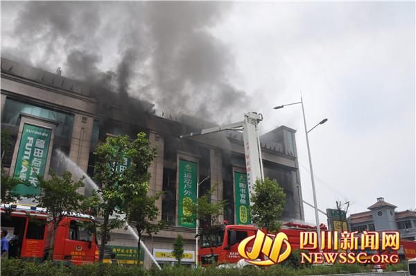 达州塔沱市场库房起火为何难扑救?消防这样解