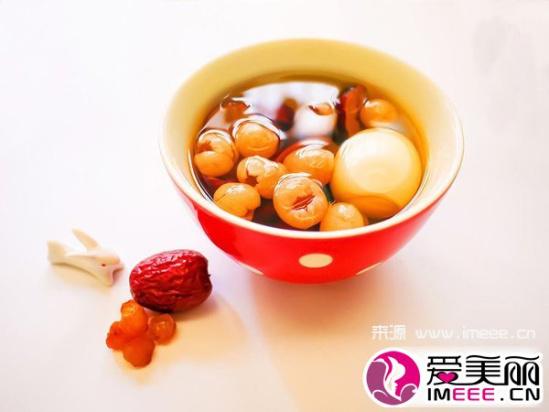 【气血不足喝什么汤】女人补气血的汤谱大全