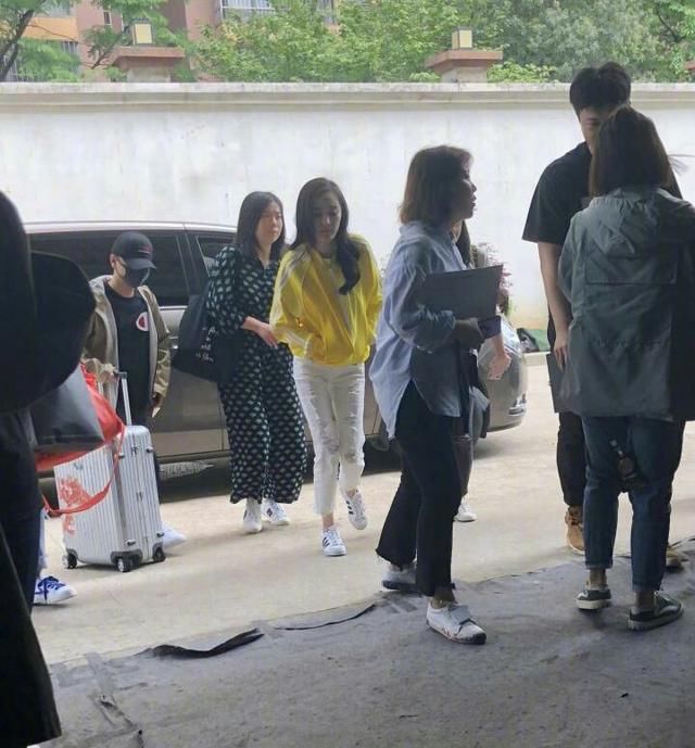 除了迪丽热巴张彬彬张云龙李溪芮,昔日姐妹们