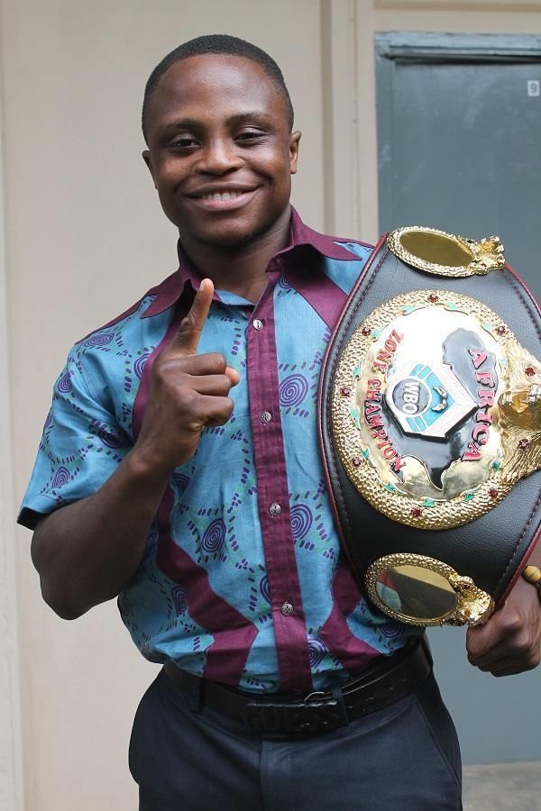 身高仅1米57黑人拳王欲追平梅威瑟记录:我要拿到5个级别金腰带