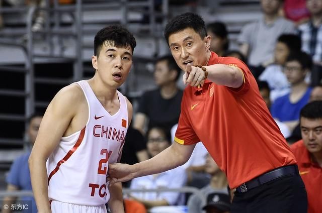中国男篮兵败新西兰,主教练杜峰难逃此咎,如此