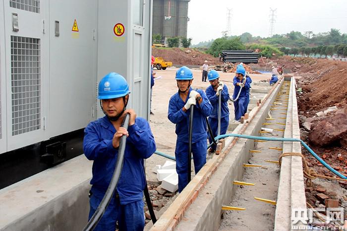 宜賓首座集中式新能源汽車充電站驗(yàn)收合格_北京時(shí)間