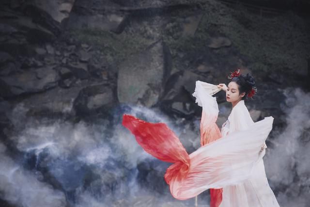 刘禹锡这首柔情似水的唐诗,出了一个成语,千百