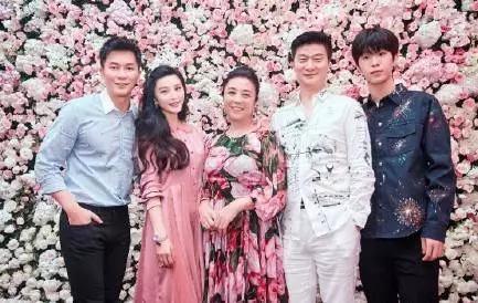 范冰冰生过孩子的证据,范丞丞在哪个学校身高