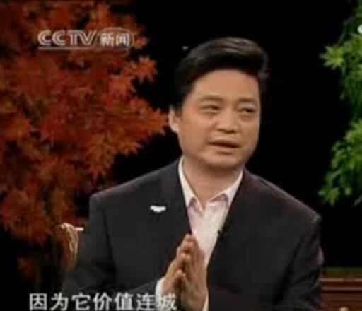 崔永元采访王健林:房价什么时候降?王健林笑了