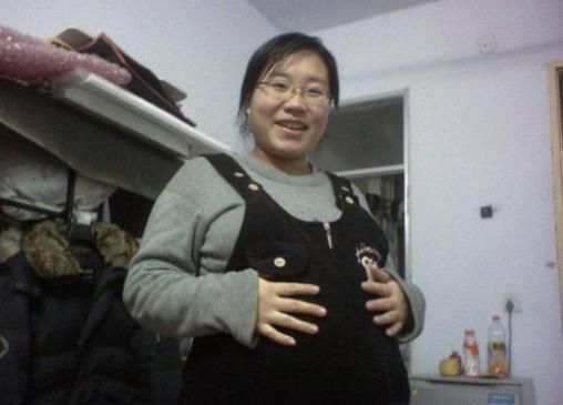 孕期三个时间不宜摸肚子,为了胎儿健康要忍住