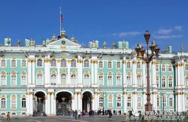 厉害了.中国游客在俄罗斯旅游就医两不误!
