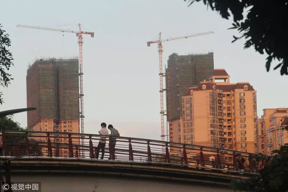 买100的房子30公摊,电梯广告费你还想抢?